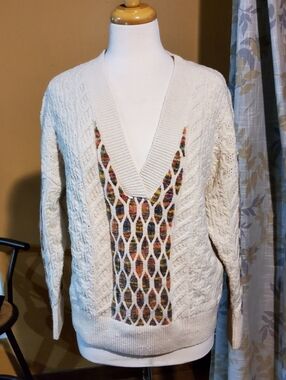Devoted Cream V-Neck Cable Knit Sweater with Multicolor Mosaic Panel
